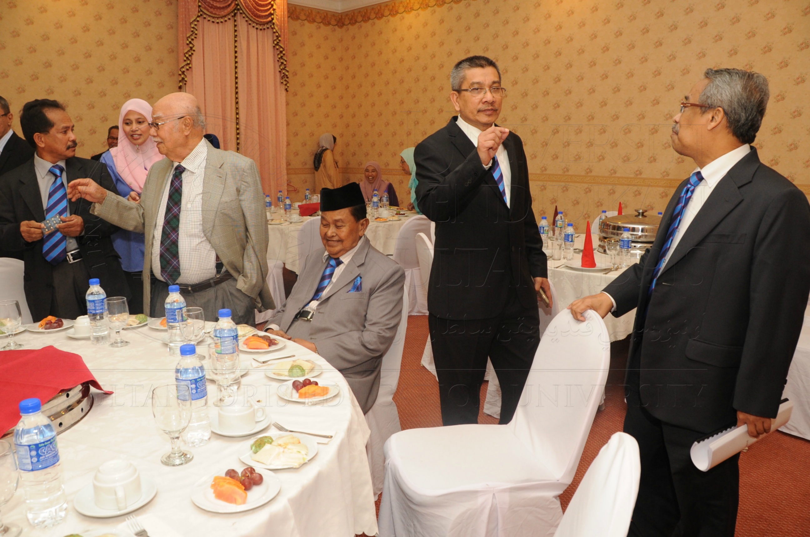 PRO 16 6 AMANAT VCHAS 8497